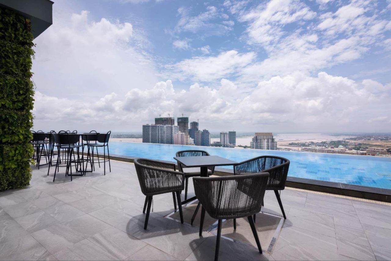 Sf Hotel Penthouse Residences 金边 外观 照片