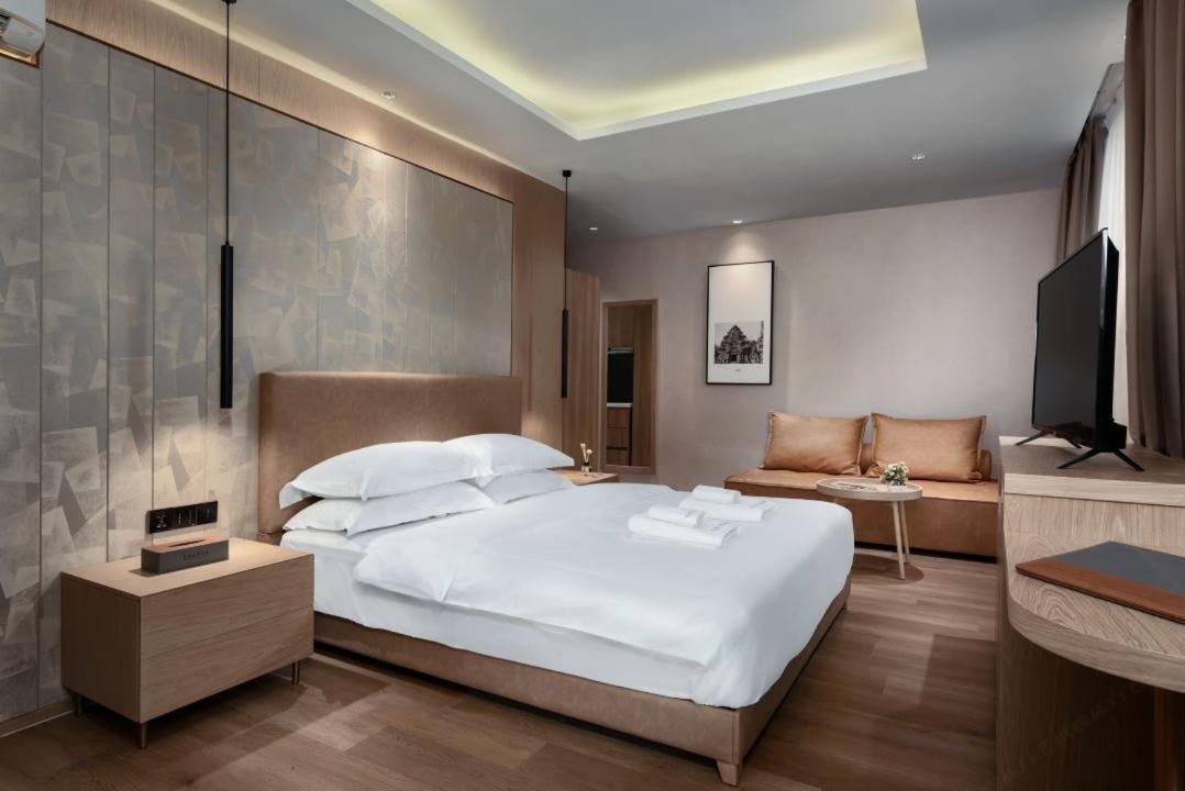 Sf Hotel Penthouse Residences 金边 外观 照片